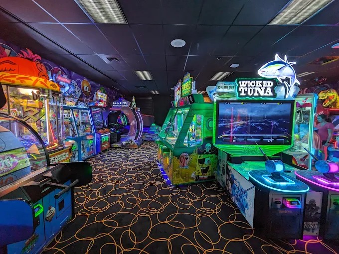 Buffaloe Lanes South Family Bowling Center