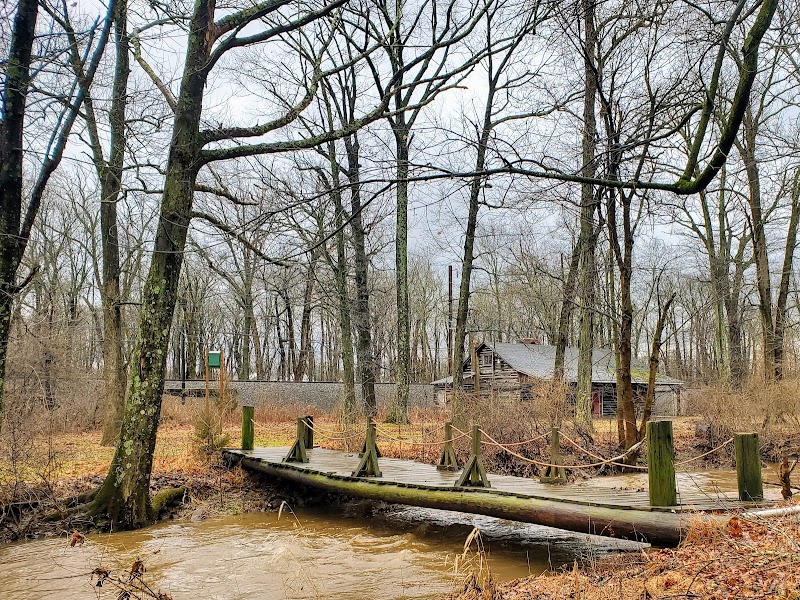 Walnut Street Cabin Park