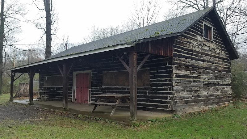 Walnut Street Cabin Park