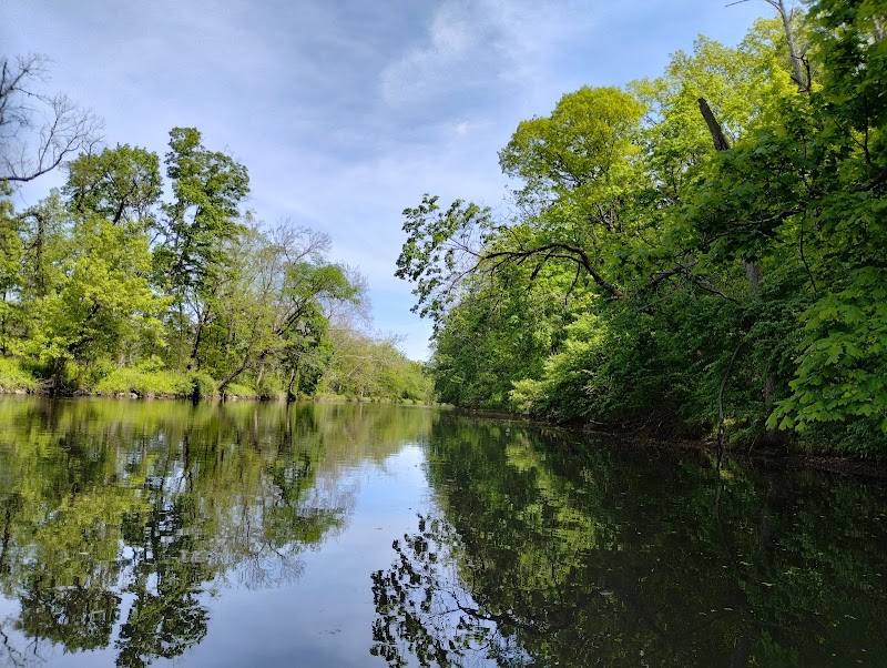 Delaware & Raritan Canal State Park Trail - Demott Ln