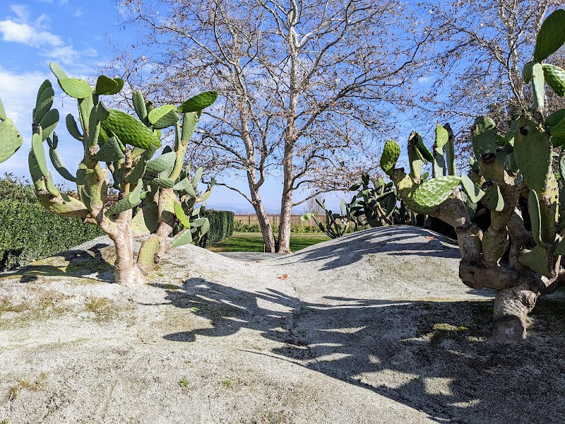 Cornerstone Art Gardens