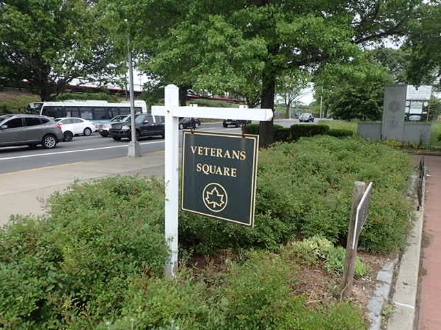 Veteran's Square