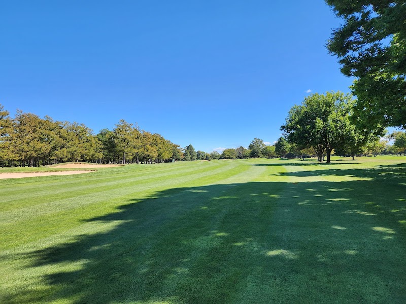 Island's End Golf & Country Club