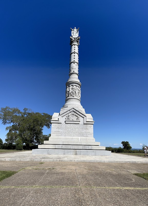 Yorktown Victory Monument