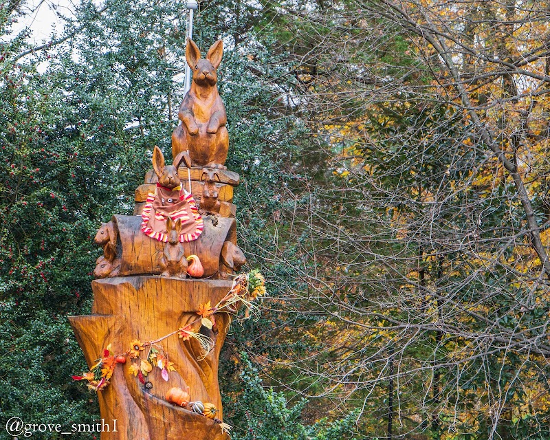 Hare Sculpture at Stoneleigh