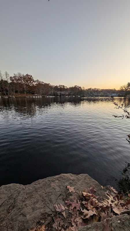 Sitting and water view area