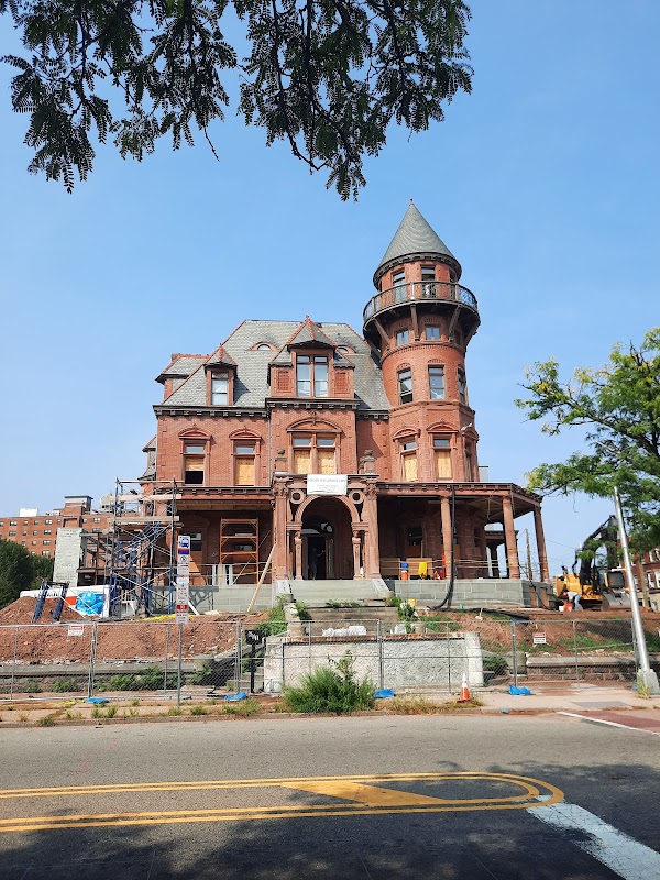 Newark Makerhoods at the Krueger-Scott Mansion