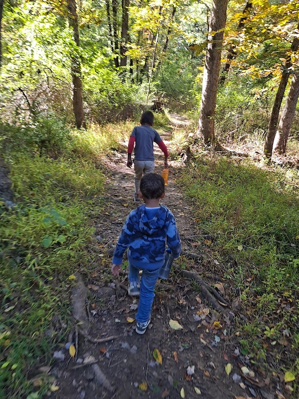 Luckenbach Trail in Thornbury