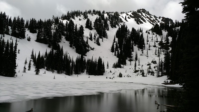 Elizabeth Lake