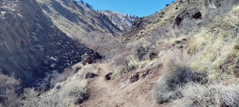 Michael Thompson trailhead