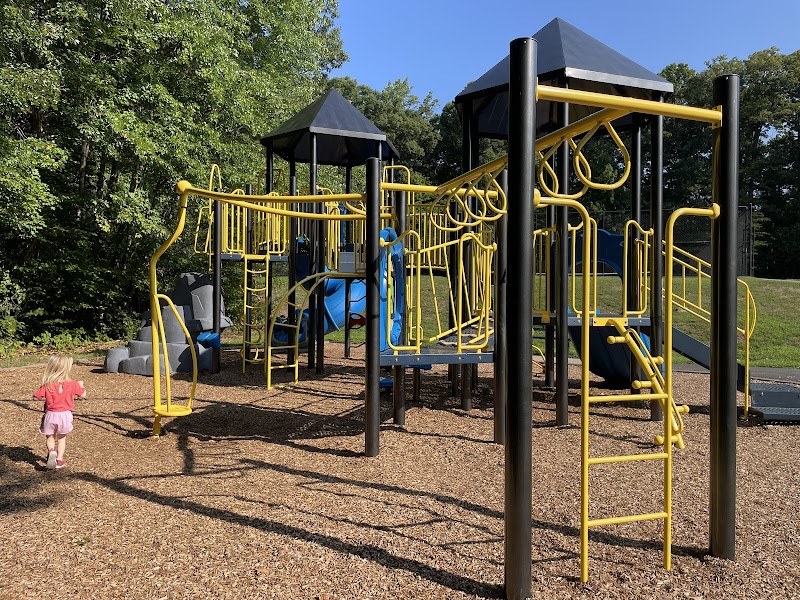 Newington Heights Park