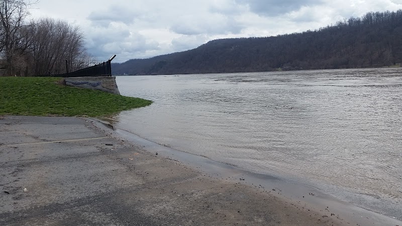 Chiques Rock Outfitters North