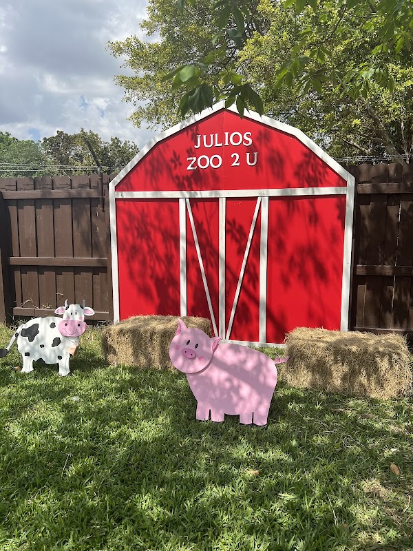 Julio's Zoo 2 U