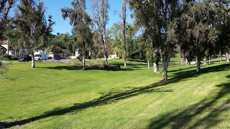 Country Crossing Park