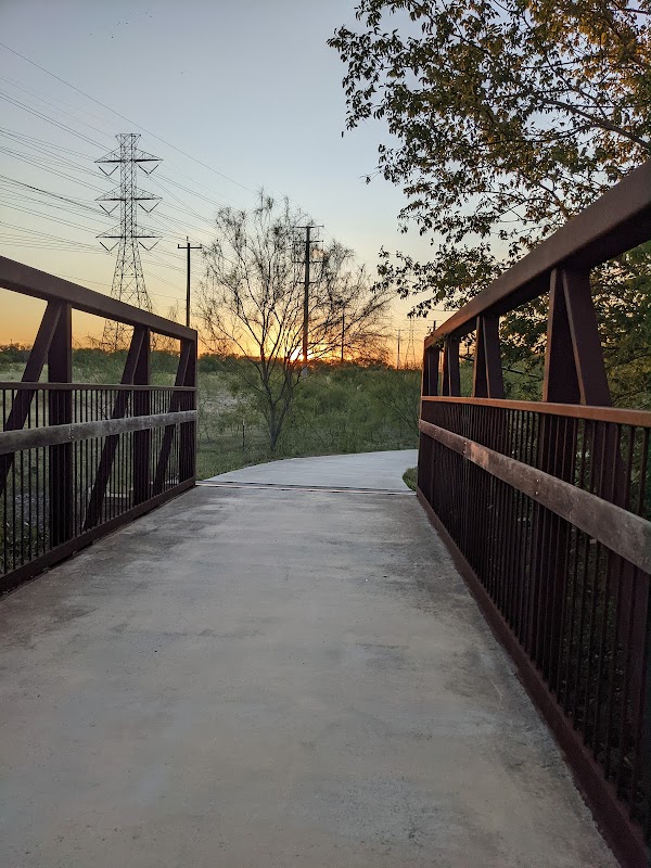 Medina River Greenway: Mitchell Lake Trailhead