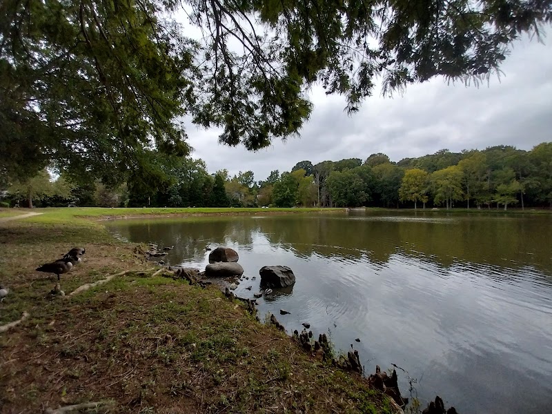 Village of Raintree Willow Lake Resident Park