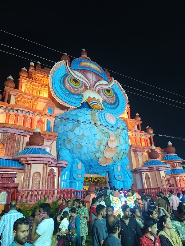 Durga Puja pandal KISS