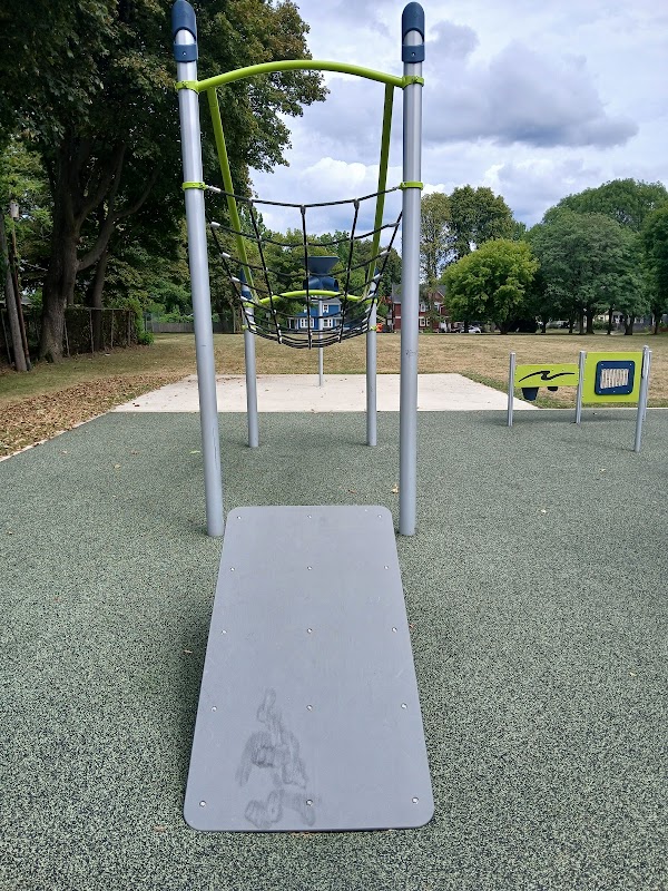 Grand Ave Park