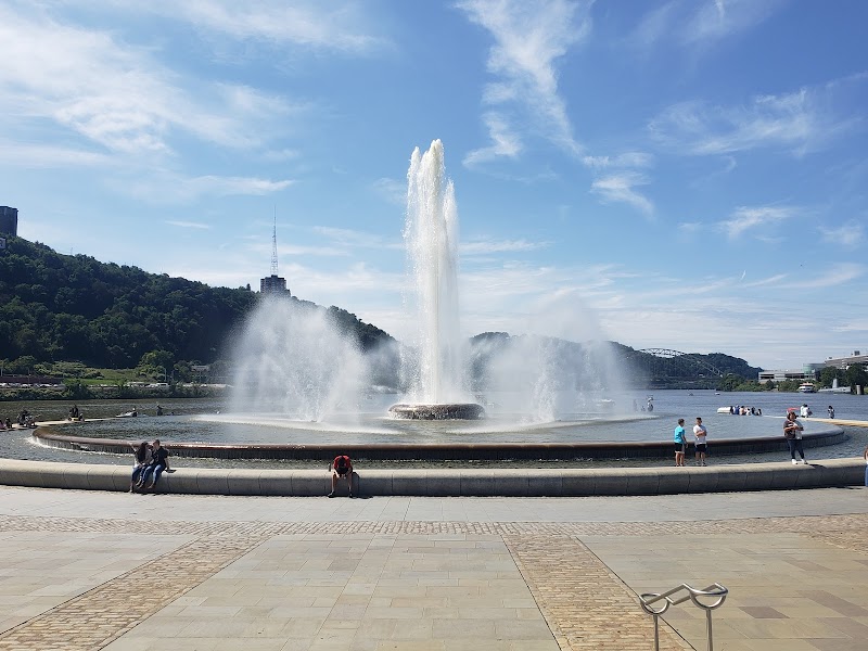 Point State Park Fountain