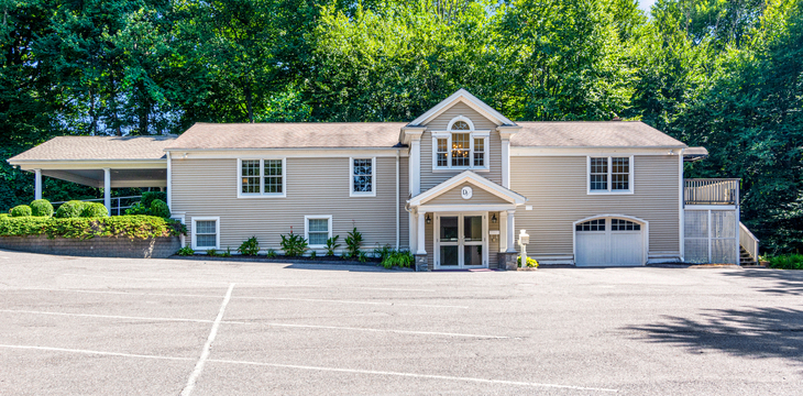 Della Vecchia Funeral Home