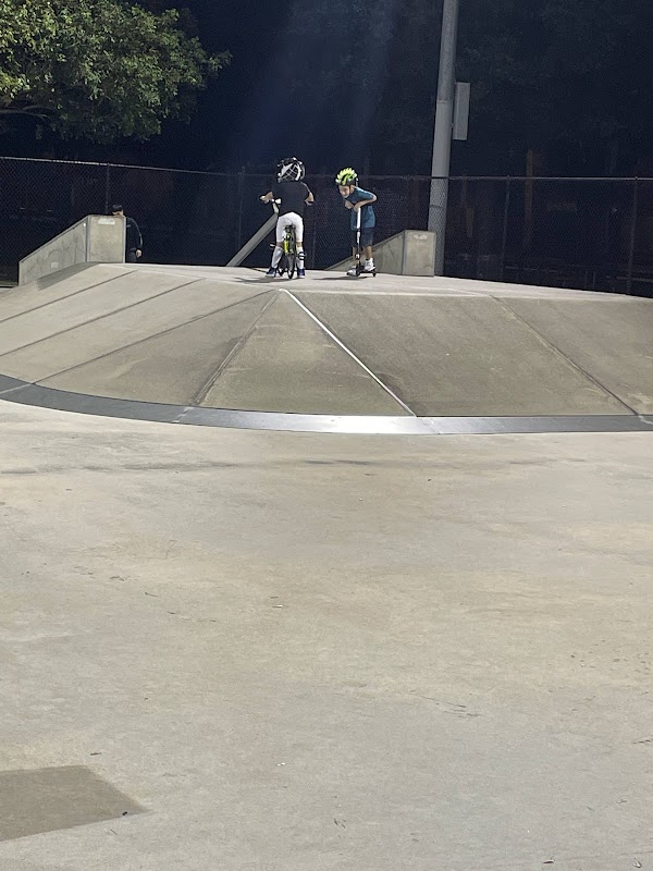 Country Village Park Skatepark