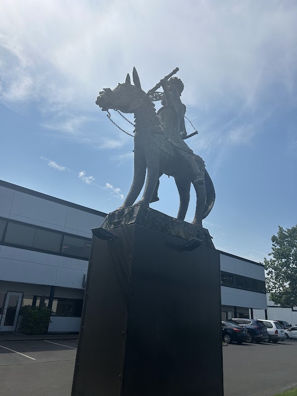 Cultural statue