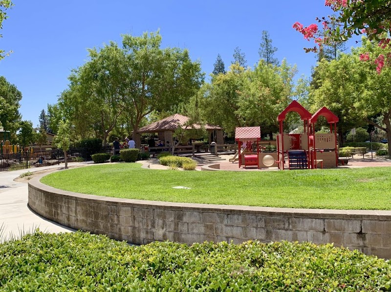 Coach James Valentine Park (Lee Park)