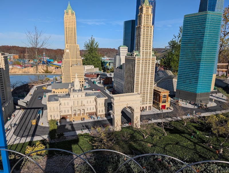 Miniland Midtown