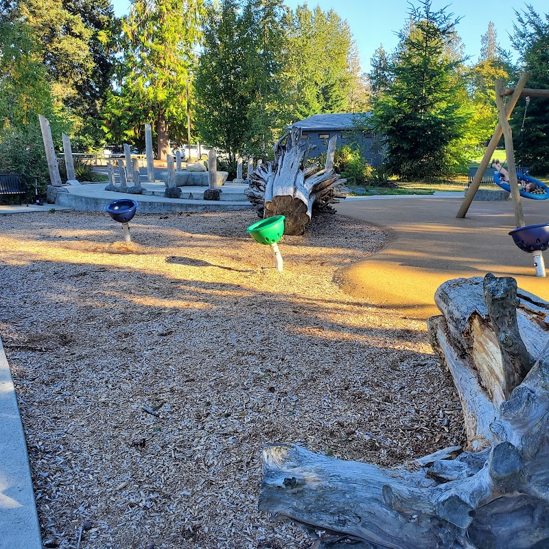 Fountain Island Park