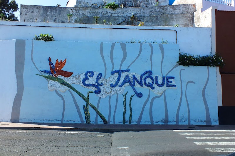 Mural de Mosaico "El Tanque"