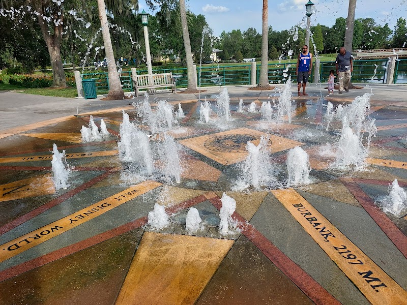 Lakeside Promenade Fountain