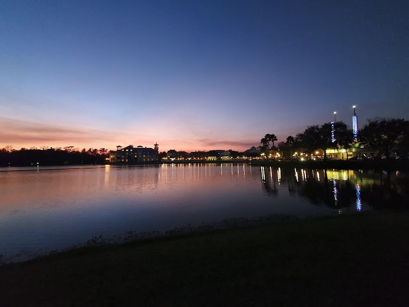 Lakeside Promenade Fountain