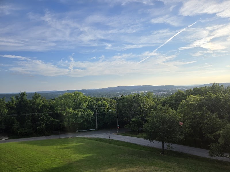 Mount Sequoyah Gardens