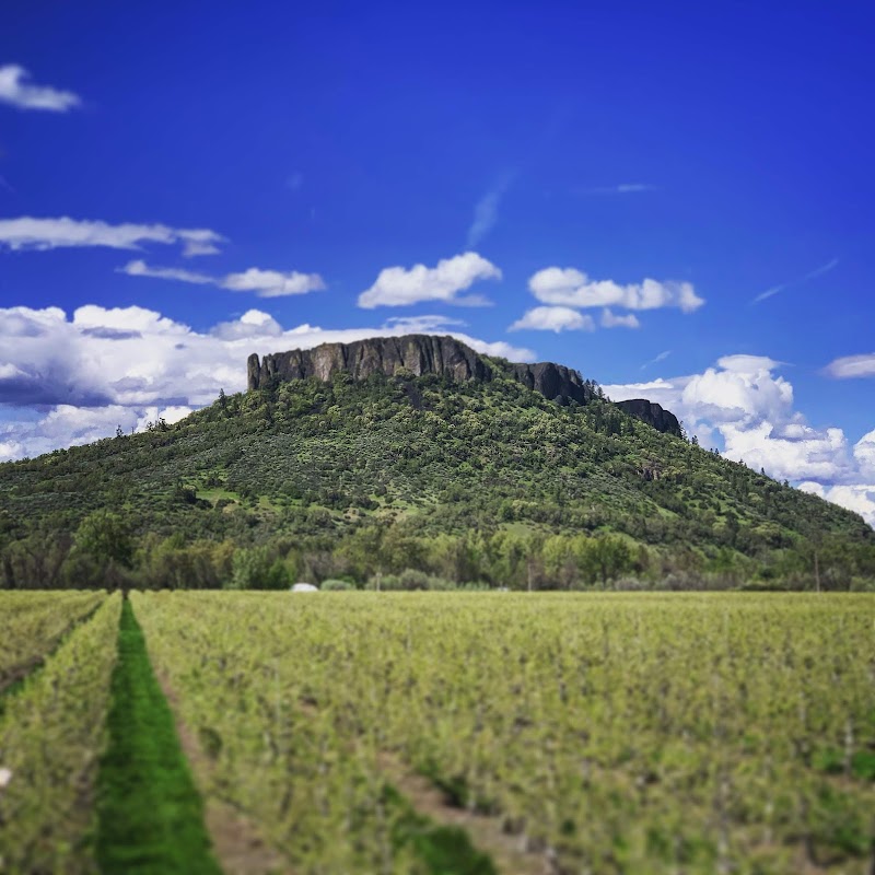 Upper and Lower Table Rock