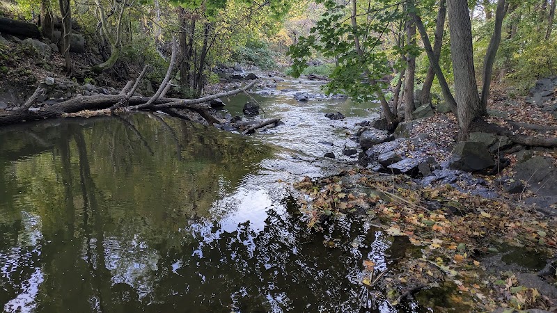 Furnace Pond Park/Salmon Pa
