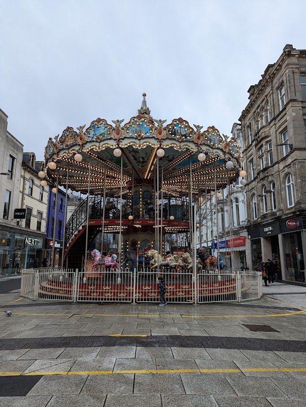 Carousel in Queen Street