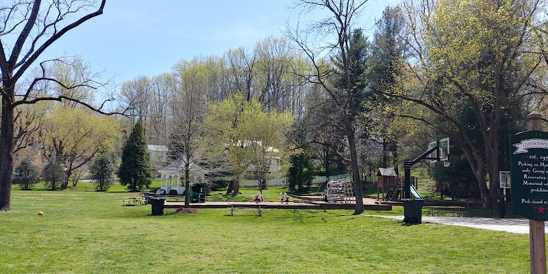 R. Randolph Buckley "8-Acre" Park