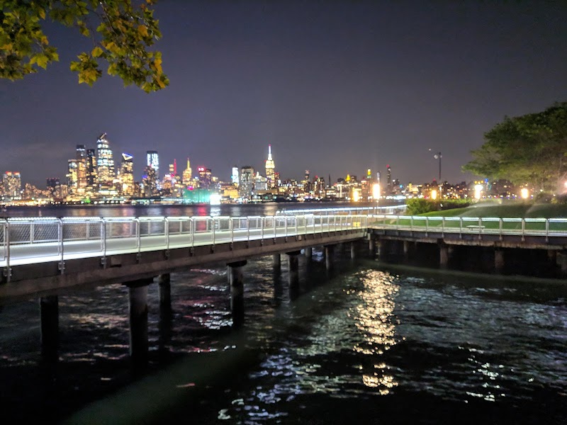 Hudson River Waterfront Walkway