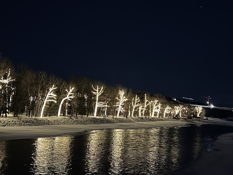 Bowness Bow River Bridge Lookout