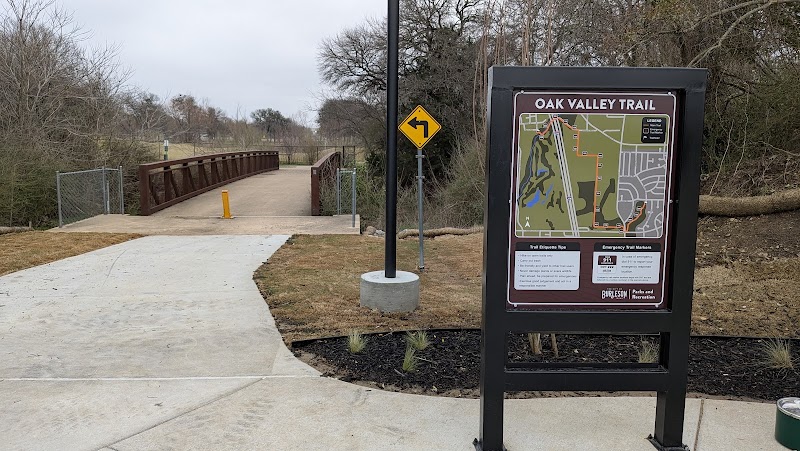 Oak Valley Trailhead - Rigney