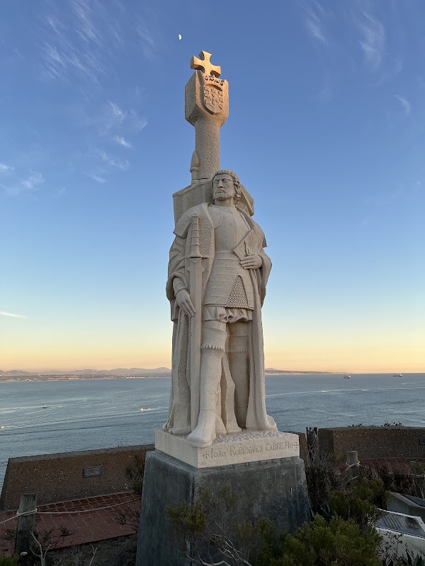 João Rodrigues Cabrilho Statue