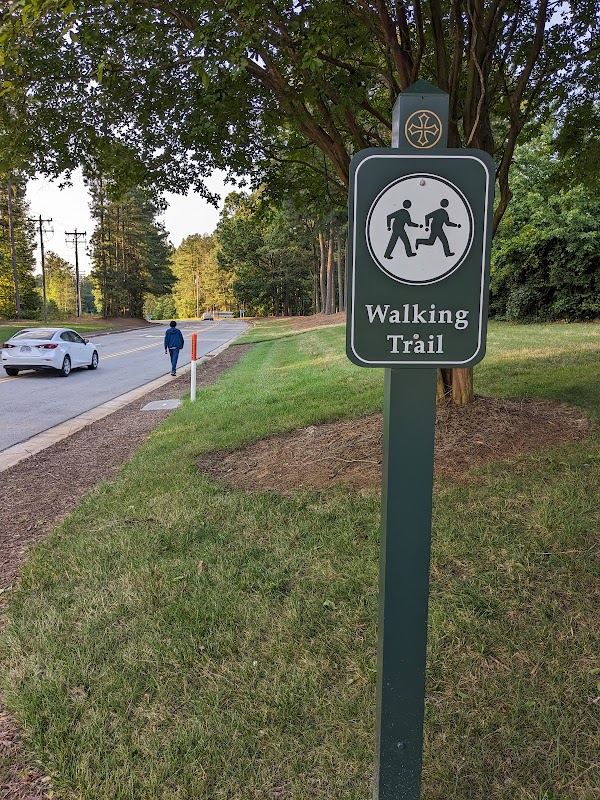 Tri Properties Walking Trail (trailhead)