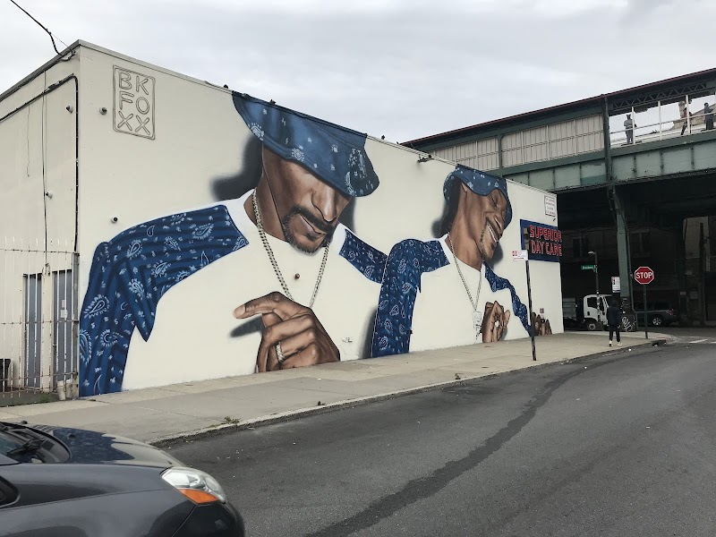 Snoop Dogg Mural