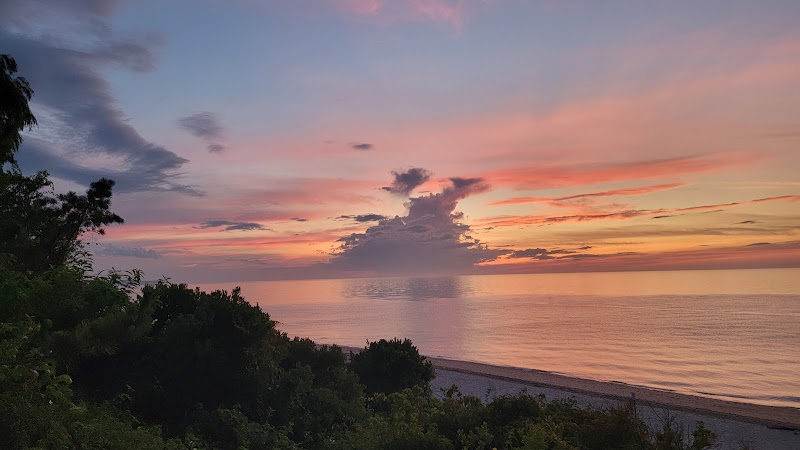Reeves Beach