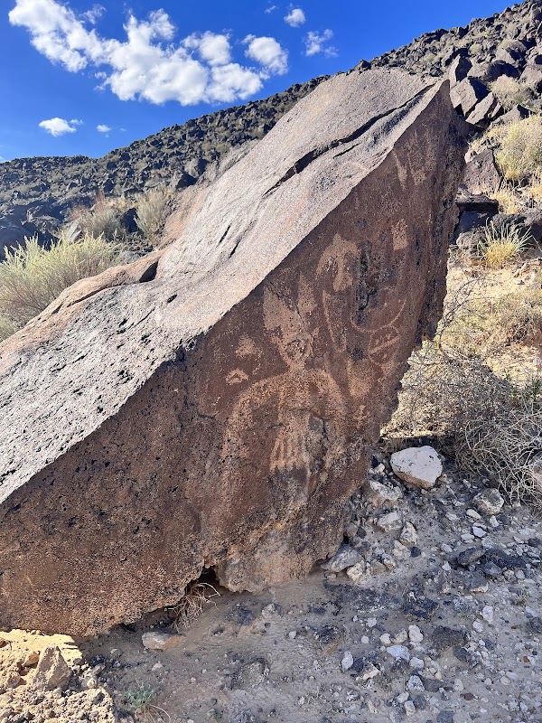 Parkwest Trailhead - Petroglyph National Monument