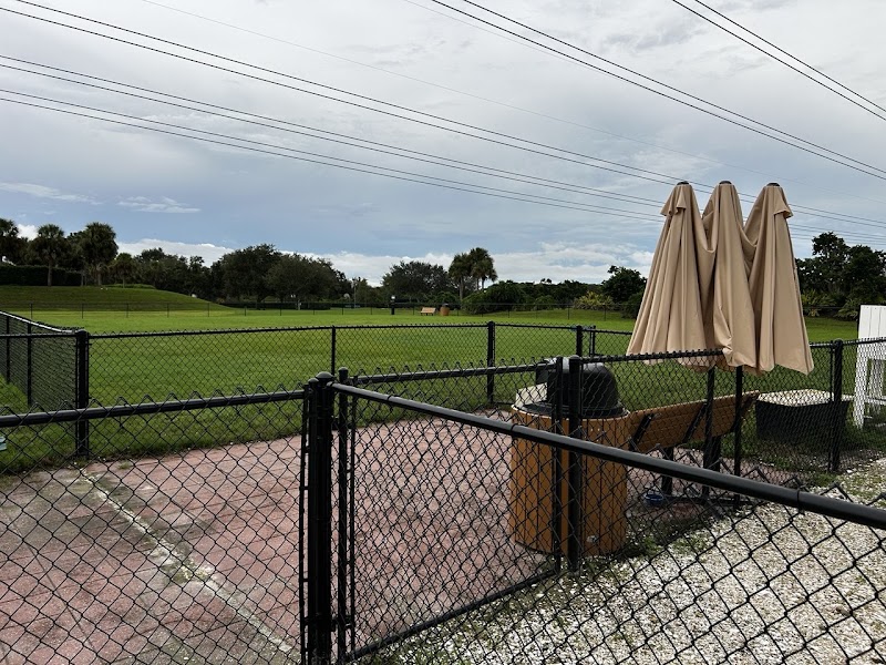 Dog park of Heritage Harbour