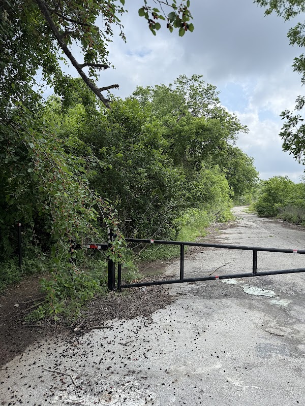Buck Sansom Park Southwest Trail Entrance