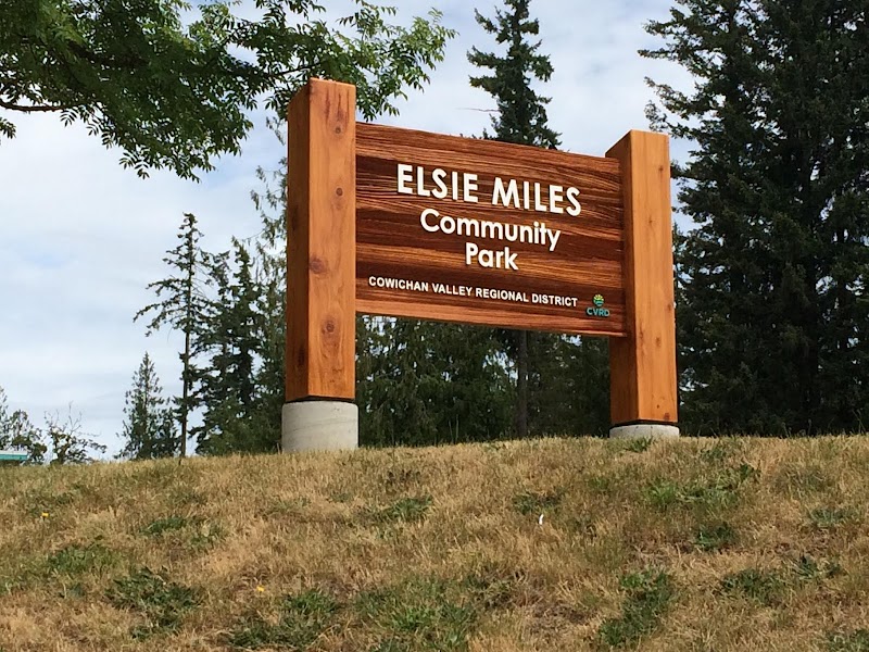 Elsie Miles Park/Dougan Park