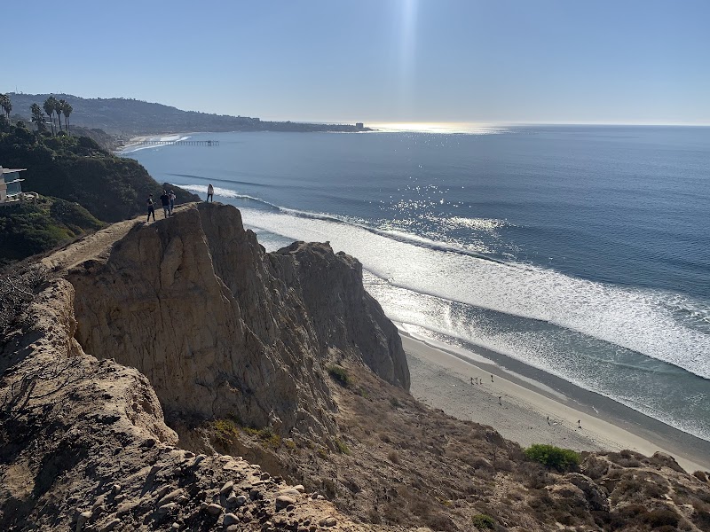 Salk Institute Beach trail