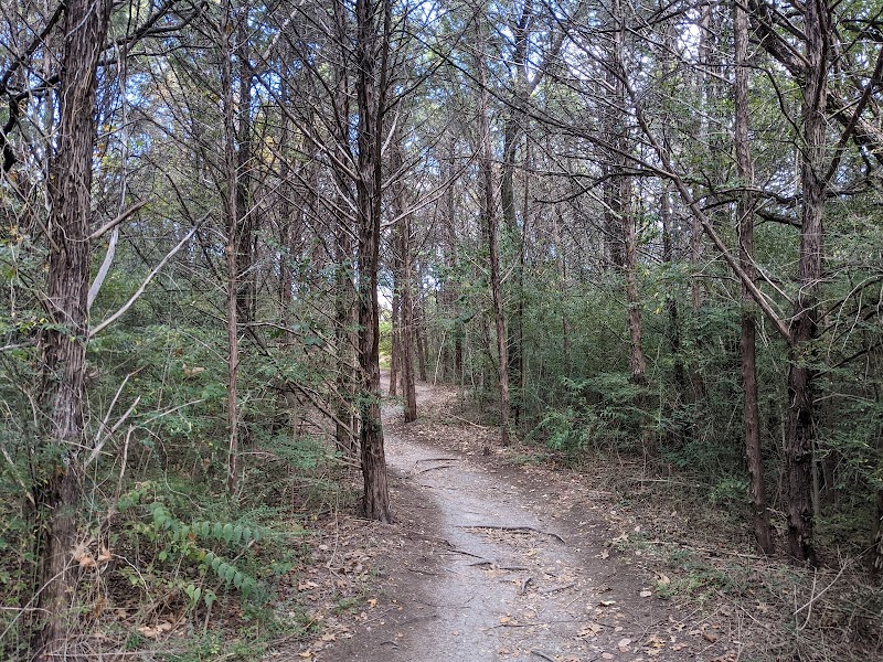 Oak Cliff Nature Preserve